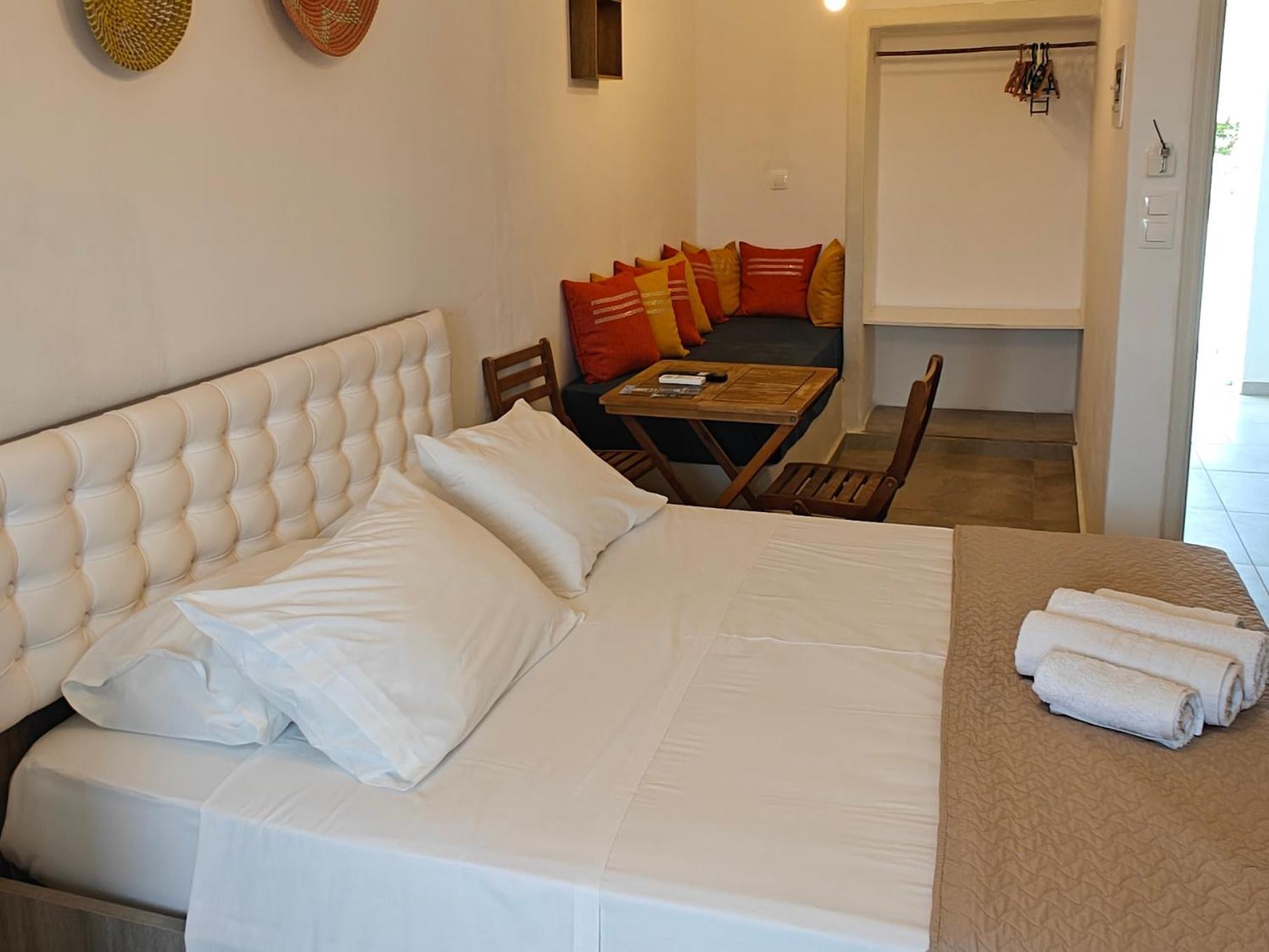 Joannes Vacation Rooms Adamantas  Oda fotoğraf